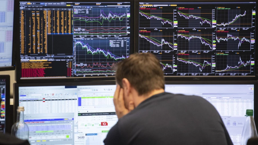 La Comco inflige 237,5 millions d'amendes à 20 banques pour collusion