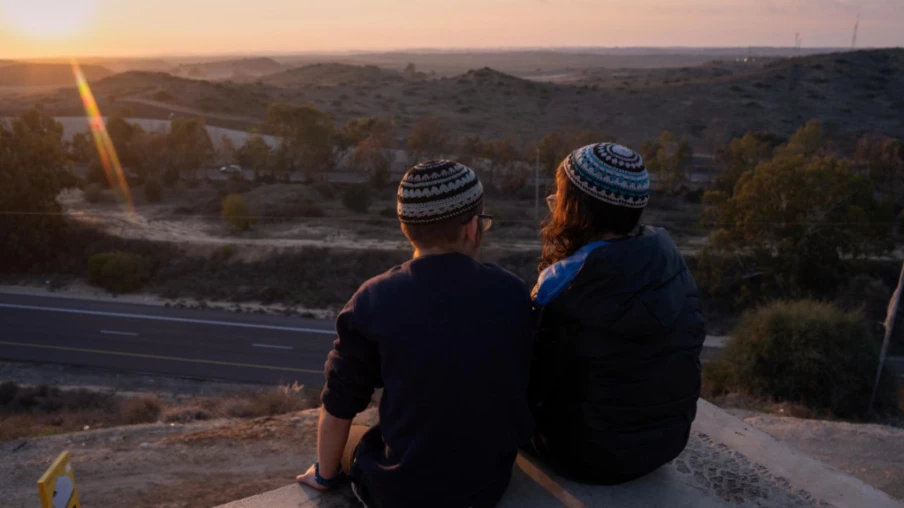 Israéliens pénètrent à Gaza et réclament la réoccupation