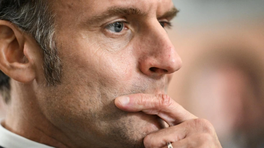 Ukraine : Macron prêt à reprendre le dialogue avec Poutine