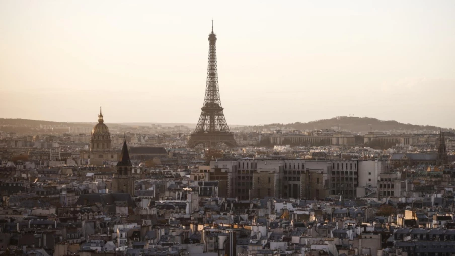 Banque de France revoit ses prévisions de croissance 2025-26