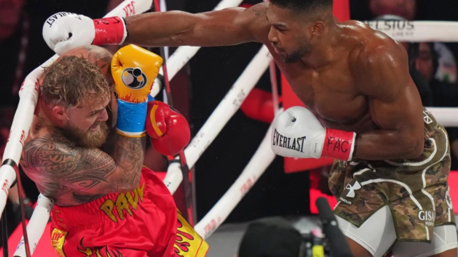 Anthony Joshua met K.-O. Jake Paul en six rounds à Miami