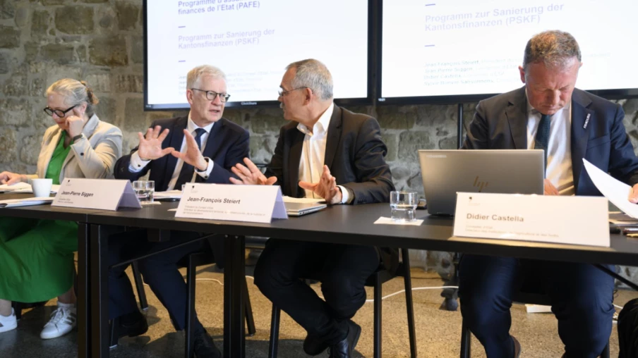 Fribourg: hausse des émoluments pour services cantonaux