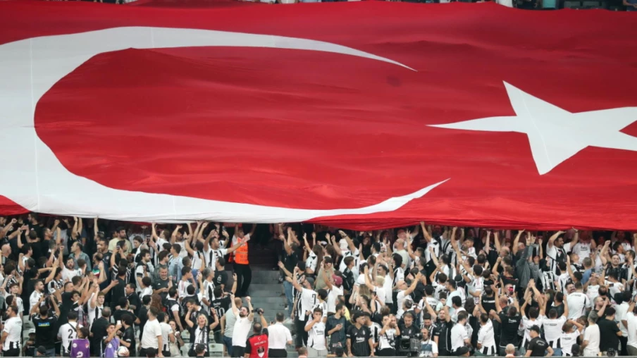 Scandale des paris en Turquie: arrestations visant Galatasaray