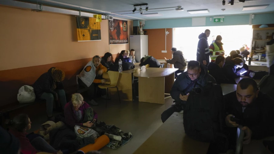 Ukraine : fortes explosions à Kiev, alertes aux missiles