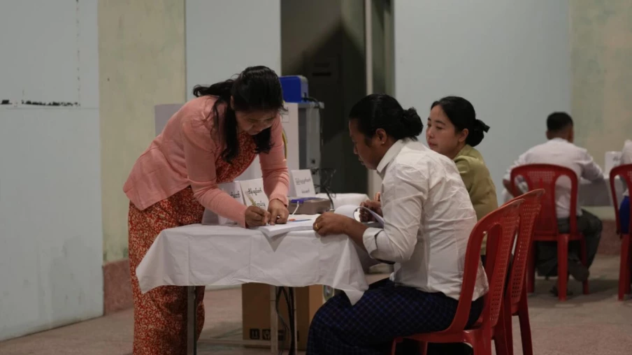 Birmanie : élections sous la junte après cinq ans de guerre civile