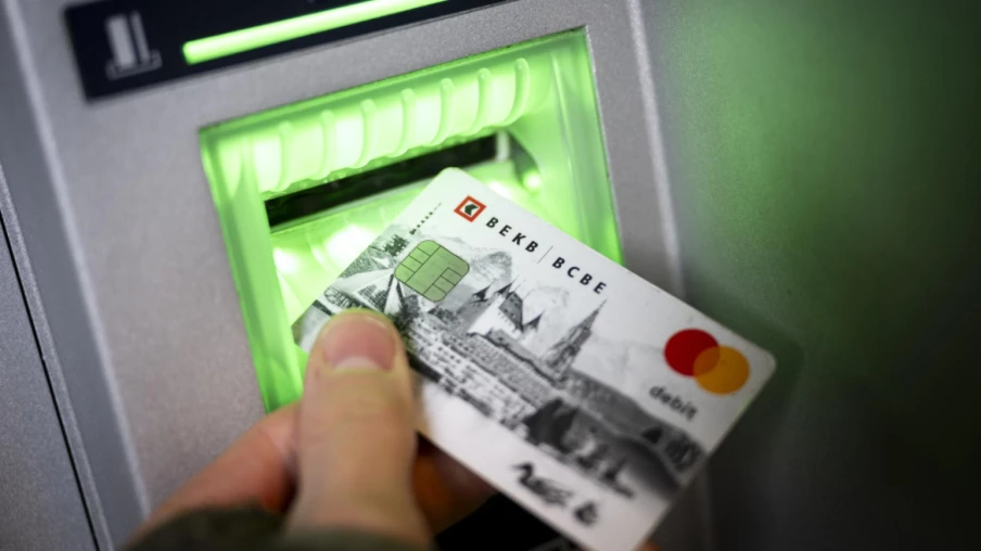 Bancomat attaqué au centre Migros de Marin (NE) — explosifs suspectés