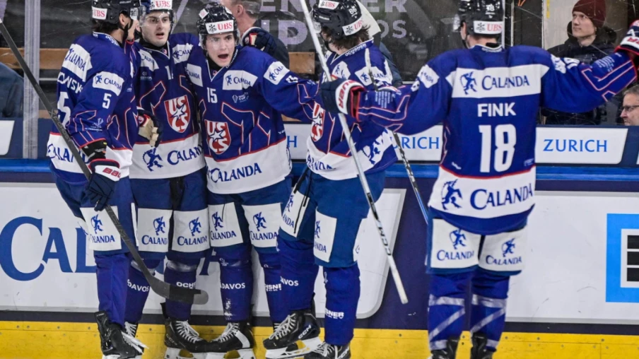 Coupe Spengler : US Collegiate Selects finalistes dès leurs débuts
