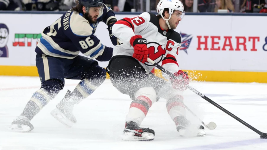 les Devils renouent avec la victoire contre Columbus, Hischier décisif