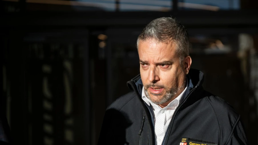 Incendie à Crans-Montana: Ganzer affirme qu'une erreur a été commise