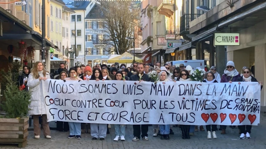 Monthey: marche silencieuse de solidarité pour Crans-Montana