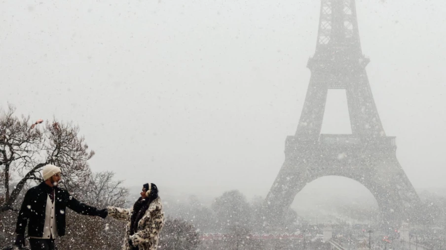 France : verglas et intempéries hivernales font au moins 5 morts