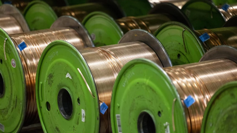 Cuivre: prix en forte hausse près de 6 $ la livre, craintes d'offre