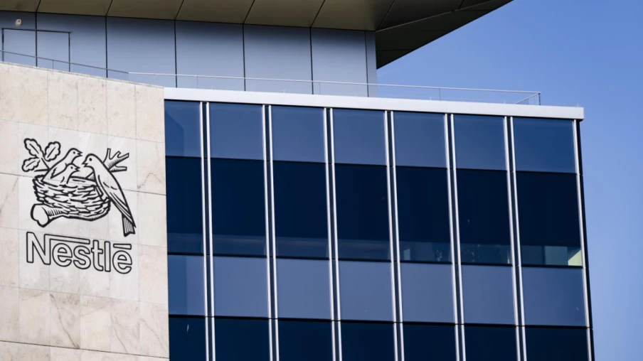 Rappel mondial de laits Nestlé: l'Autriche évoque plus de 10 usines