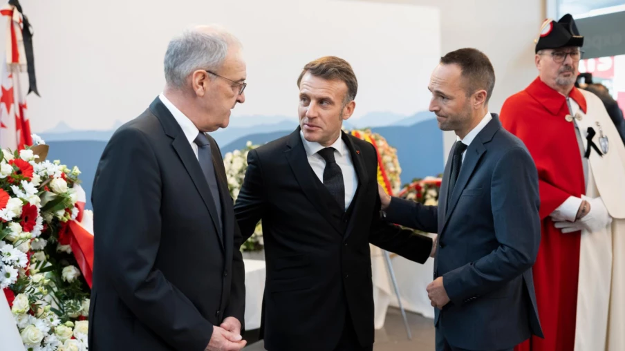 Hommage aux victimes de l'incendie de Crans-Montana à Martigny