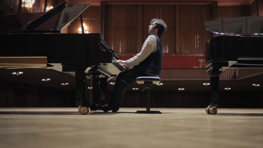 Le pianiste Alexandre Kantorow enregistre en public à La Chaux-de-Fonds