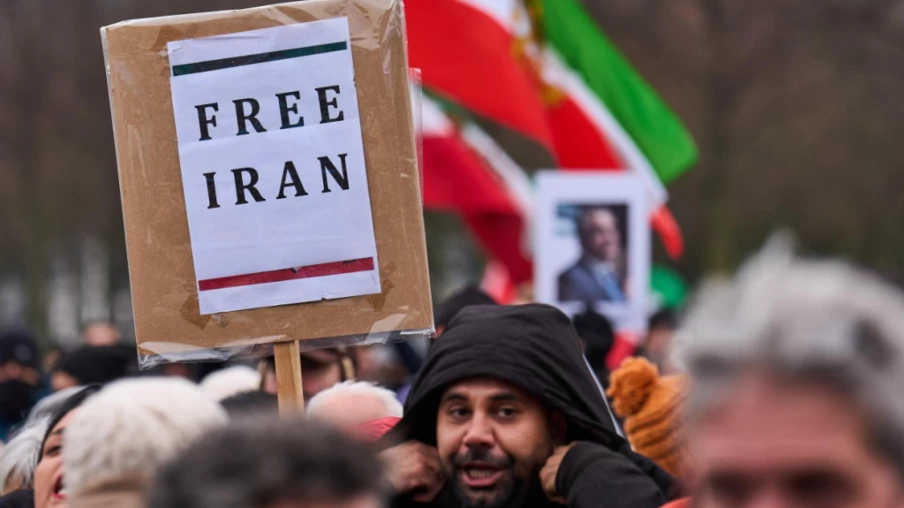 Iran : manifestations persistantes et craintes d'une répression