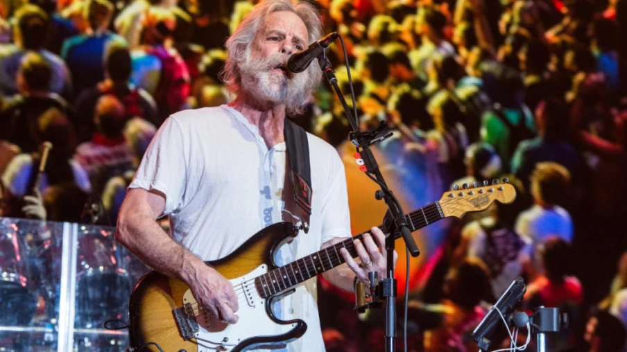 Bob Weir, guitariste des Grateful Dead, est mort à 78 ans