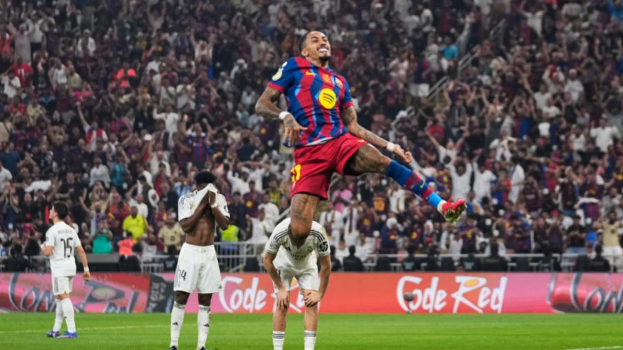 Supercoupe d'Espagne : Barcelone bat le Real 3-2 et décroche son 16e