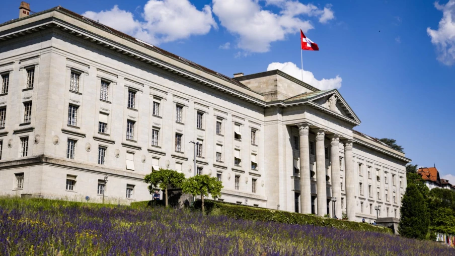 Recours au Tribunal fédéral contre le pôle de La Tène