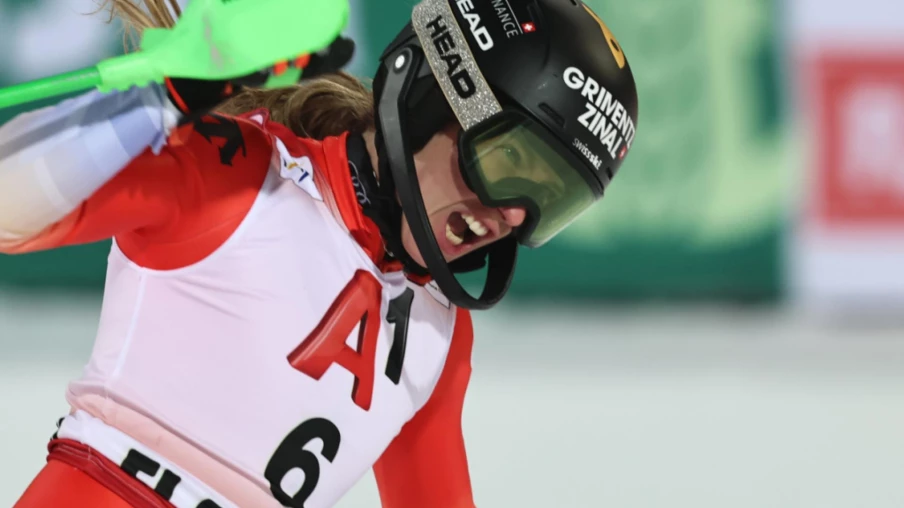 Doublé Shiffrin-Moltzan à Flachau, Rast et Holdener 4e-5e