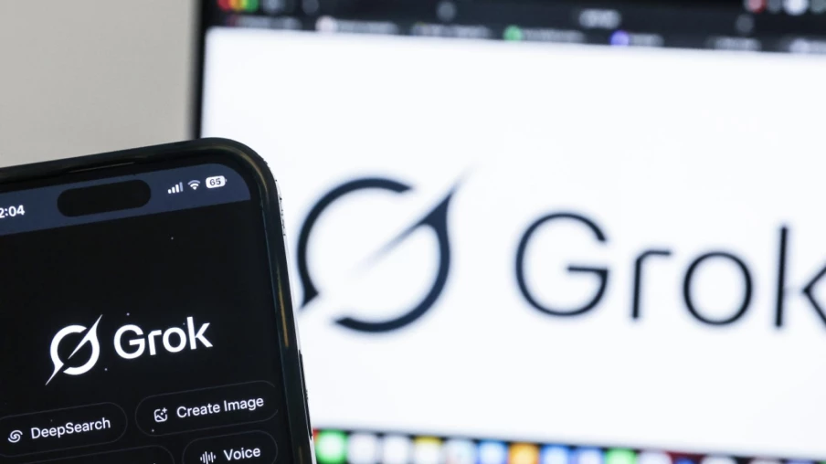 X annonce des mesures pour empêcher l'IA Grok de "déshabiller"