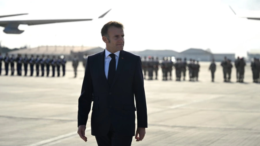 Macron réclame 36 milliards pour accélérer le réarmement d'ici 2030