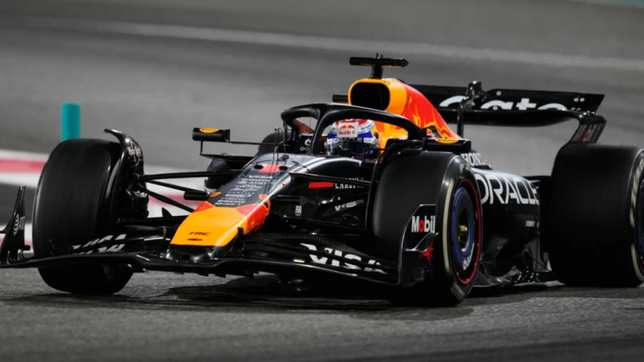 Red Bull dévoile sa monoplace 2026 à Detroit avec Ford et Isack Hadjar