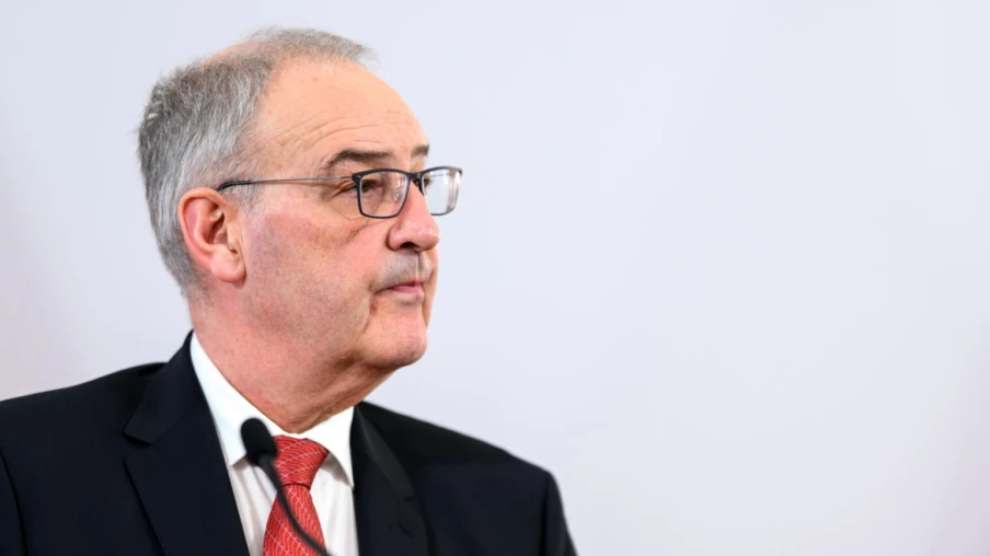 Guy Parmelin prêt à négocier droits de douane avec Trump à Davos