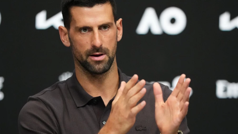 Djokovic confiant à l'Open d'Australie: il vise toujours un 25e titre