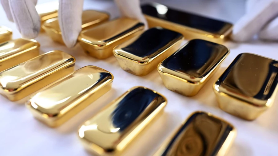 L'or franchit 4 700 $ alors que les tensions sur le Groenland montent