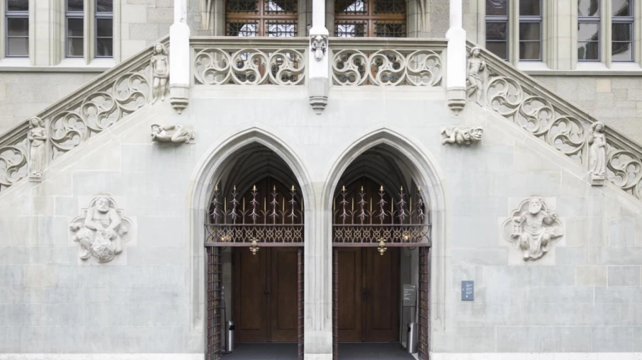 Trois apparentements dans le Jura bernois: UDC, PLR, PS et Verts