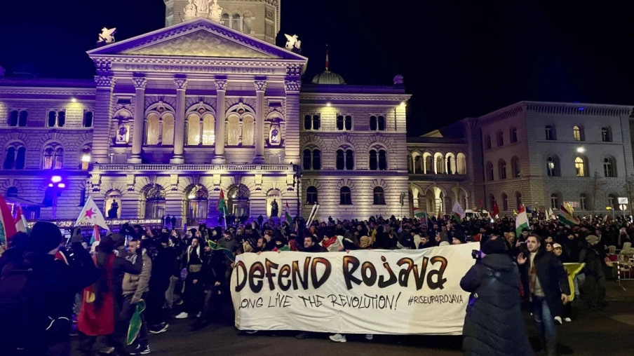 Berne: plusieurs centaines manifestent contre le gouvernement syrien