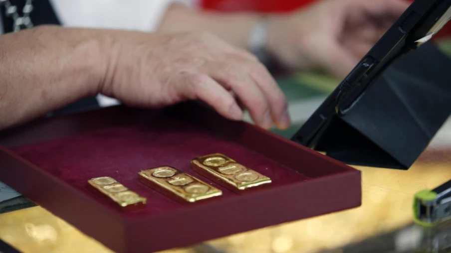 L'or, valeur refuge, bat des records face aux tensions géopolitiques