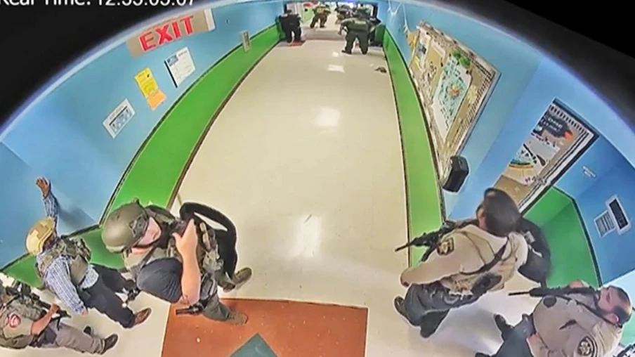 Uvalde (2022) : acquittement d'un policier pour inaction