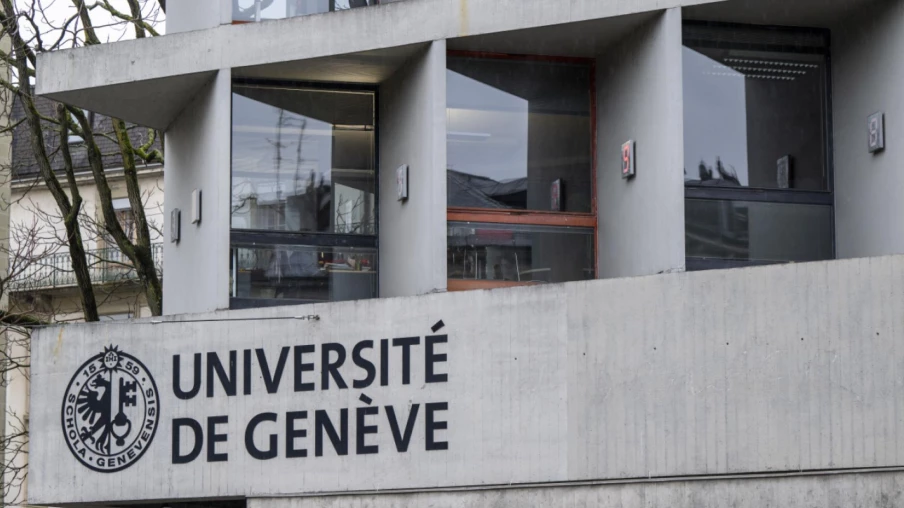 Exposition UNIGE sur les neutrinos : découvrir ces particules invisibles