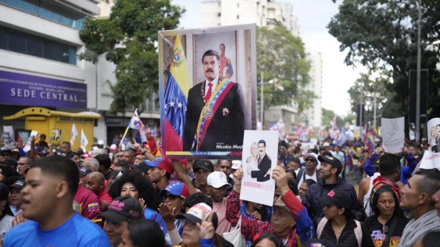Venezuela: grande manifestation à Caracas pour la libération de Maduro