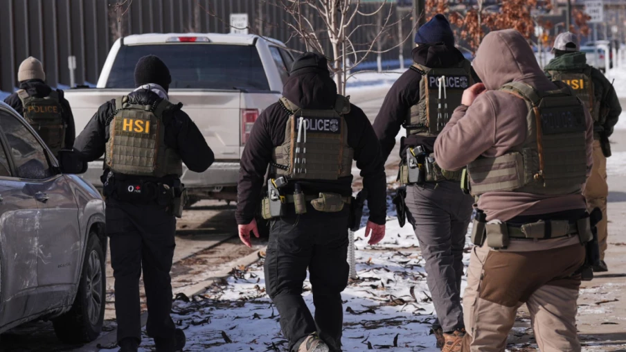 Des agents fédéraux déployés par Trump quitteront Minneapolis mardi