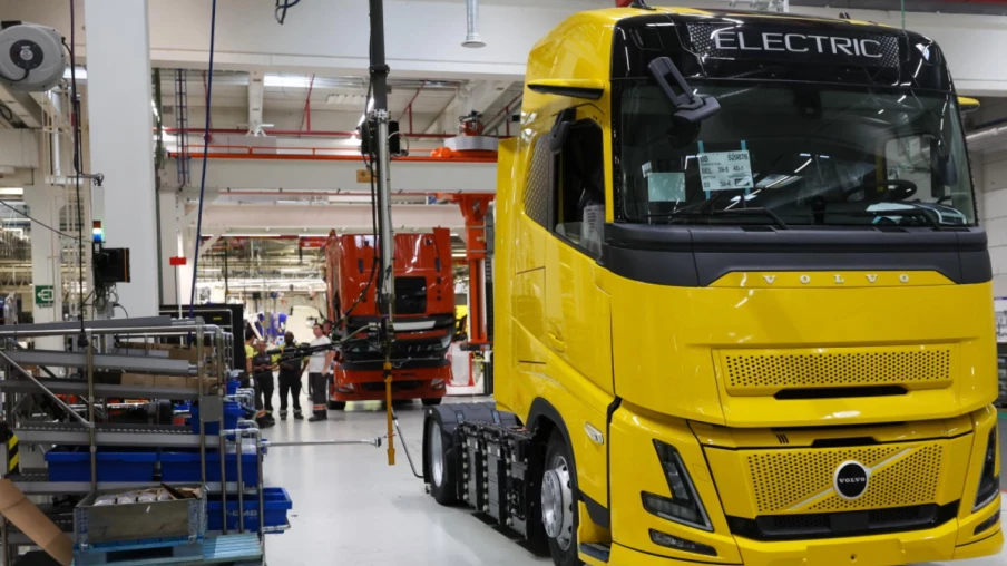 Volvo Group: bénéfice net en recul de 31% en 2025, marché en berne
