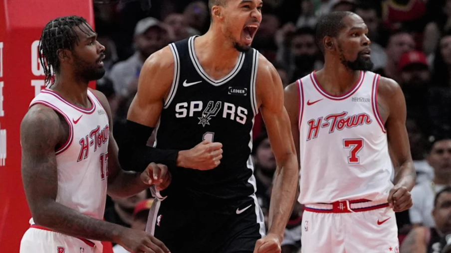 Les Rockets battus par Wembanyama et les Spurs (111-99)