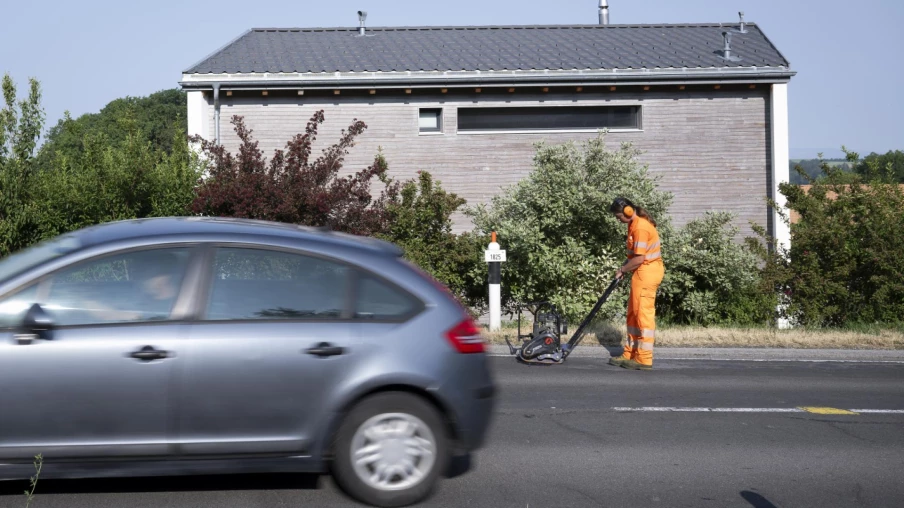 Fribourg: automobiliste condamné pour mise en danger d'un cantonnier