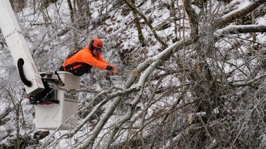 Vague de froid dans le sud des États-Unis : tempêtes et vols annulés