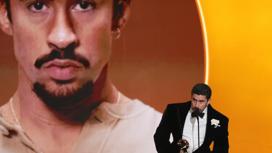 Bad Bunny: premier album en espagnol élu album de l'année aux Grammy