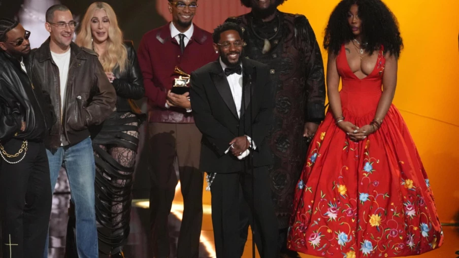 Grammy Awards:Lamar reçoit le Grammy de l'enregistrement de l'année