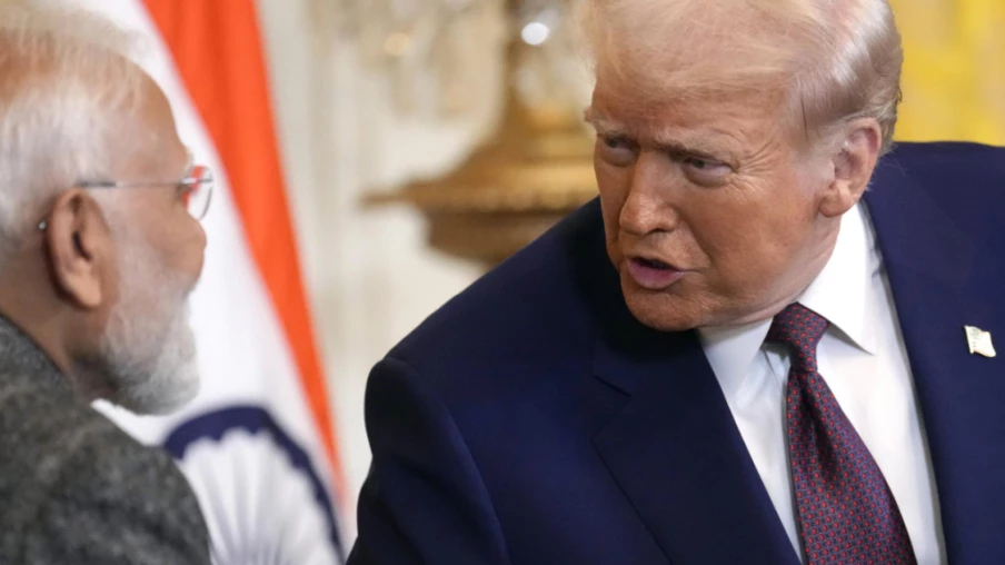 Trump annonce un accord commercial avec l'Inde, droits de douane à 18%