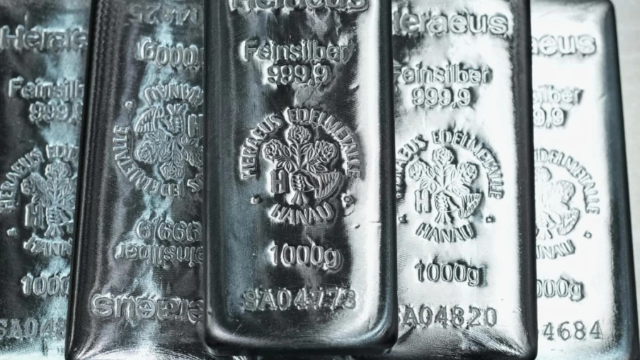 L'or et l'argent rebondissent après une chute vertigineuse