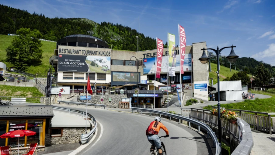 Leysin: la Cour des comptes demande de prévenir les conflits d'intérêts