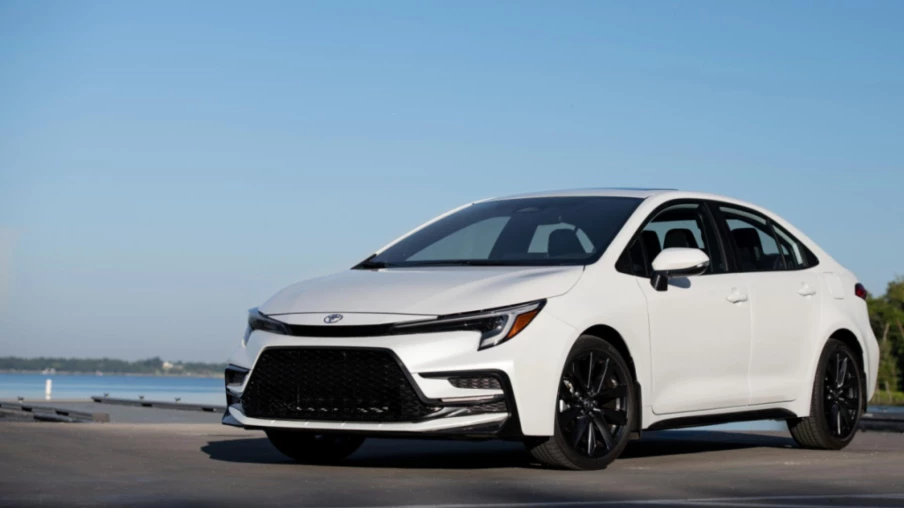 Toyota relève ses prévisions 2025-2026 malgré surtaxes américaines