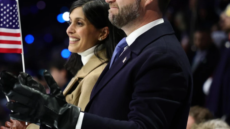 Le CIO appelle au fair-play après les sifflets contre JD Vance à Milan