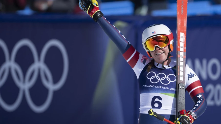 Descente: Breezy Johnson championne olympique à Cortina, Vonn blessée