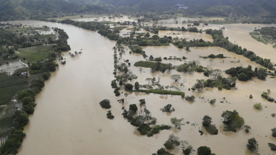 Colombie : pluies diluviennes causent 13 morts et glissements